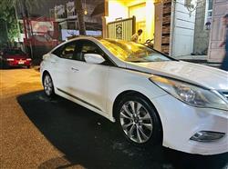 هیۆندای ازێرا